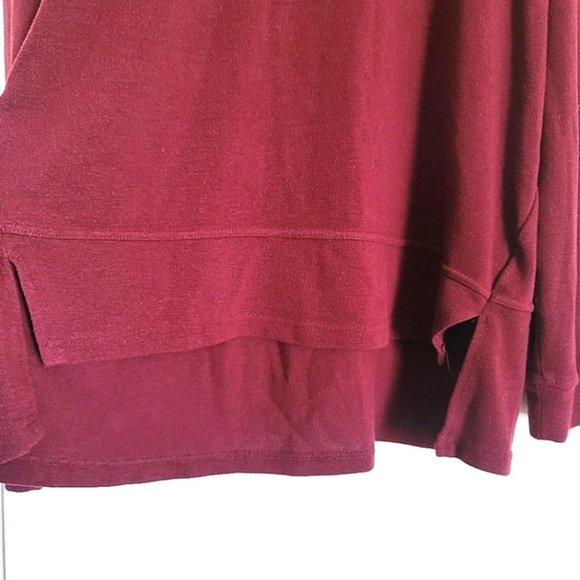 Cupcakes and Cashmere Longsleeve Knit Top Size Medium - Picture 4 of 7